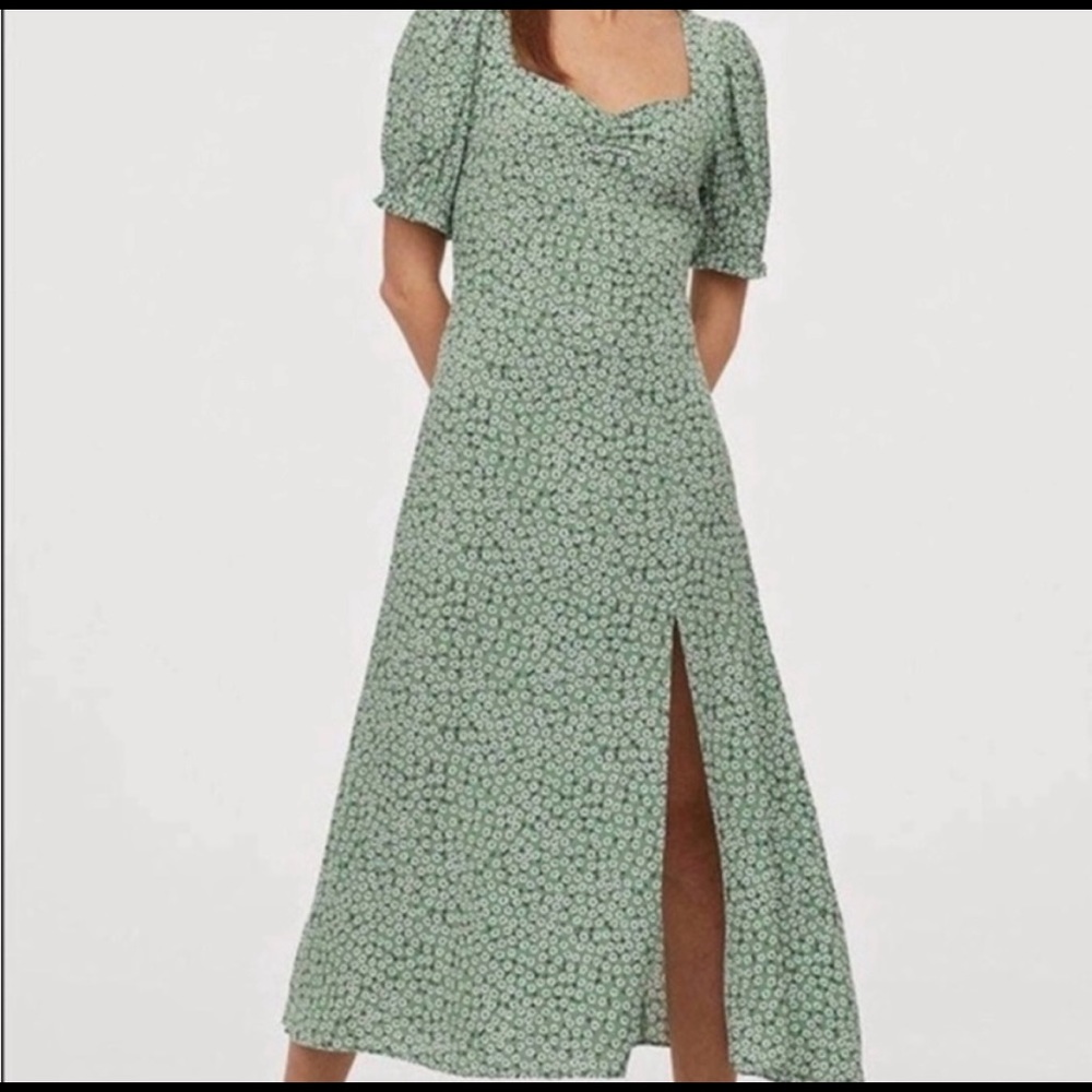 H&M green floral puff sleeve dress